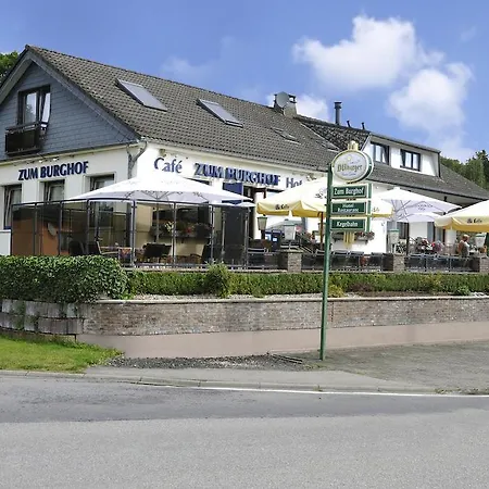 Zum Burghof Hotel Schoenberg
